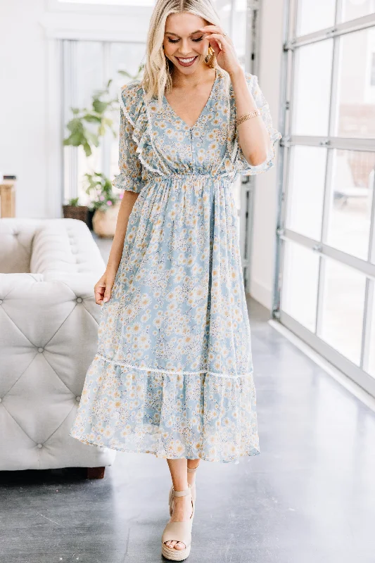 Laid-Back Fashion Offers Just My Type Chambray Blue Floral Midi Dress