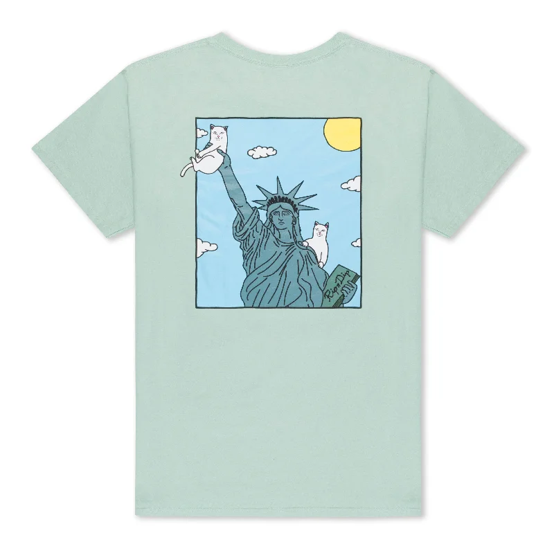 Women's Stylish Outdoor Outfit Liberty Tee (Sage)