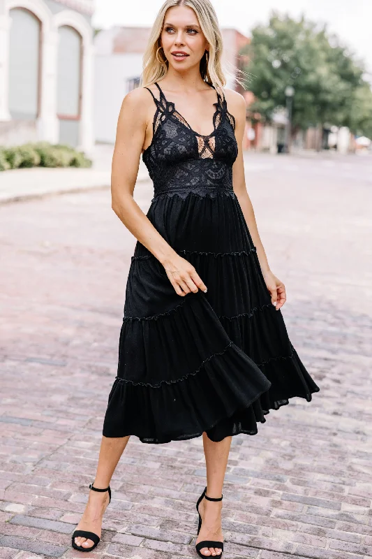 Street Style Discounts Head In The Clouds Black Lace Midi Dress